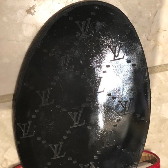 Like New LV Louis Vuitton women's red strappy sandals - Picture 3 of 6